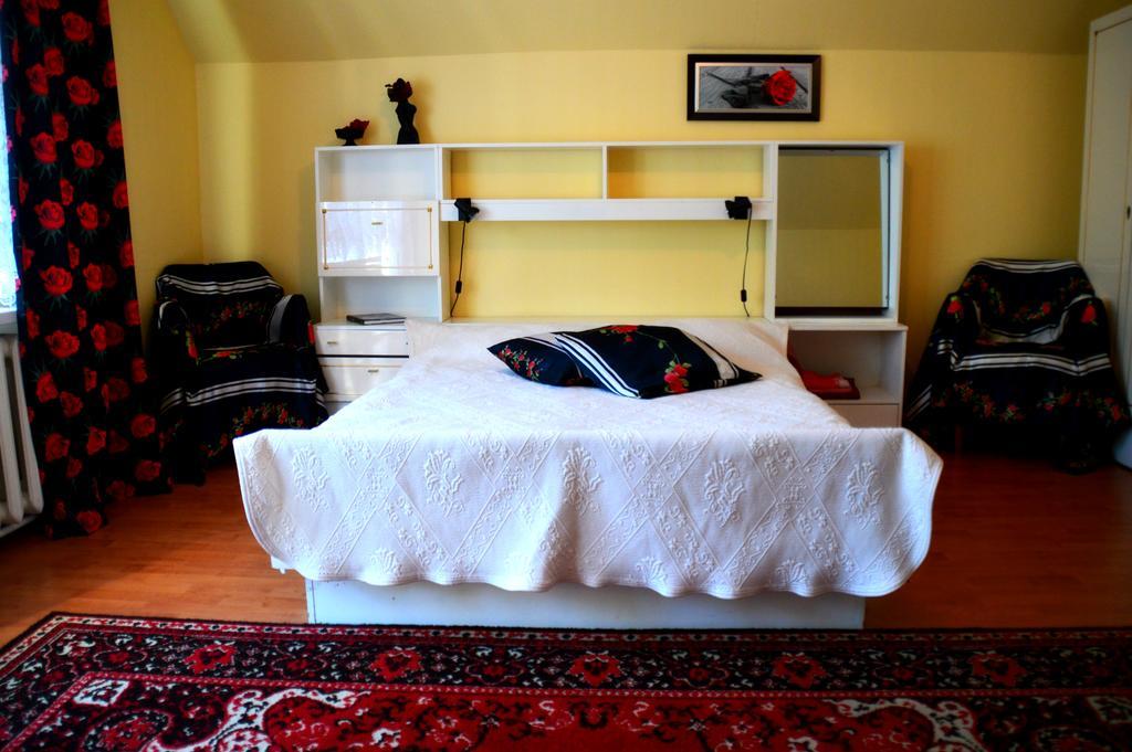 Rannaküla Roosi Holiday Home מראה חיצוני תמונה